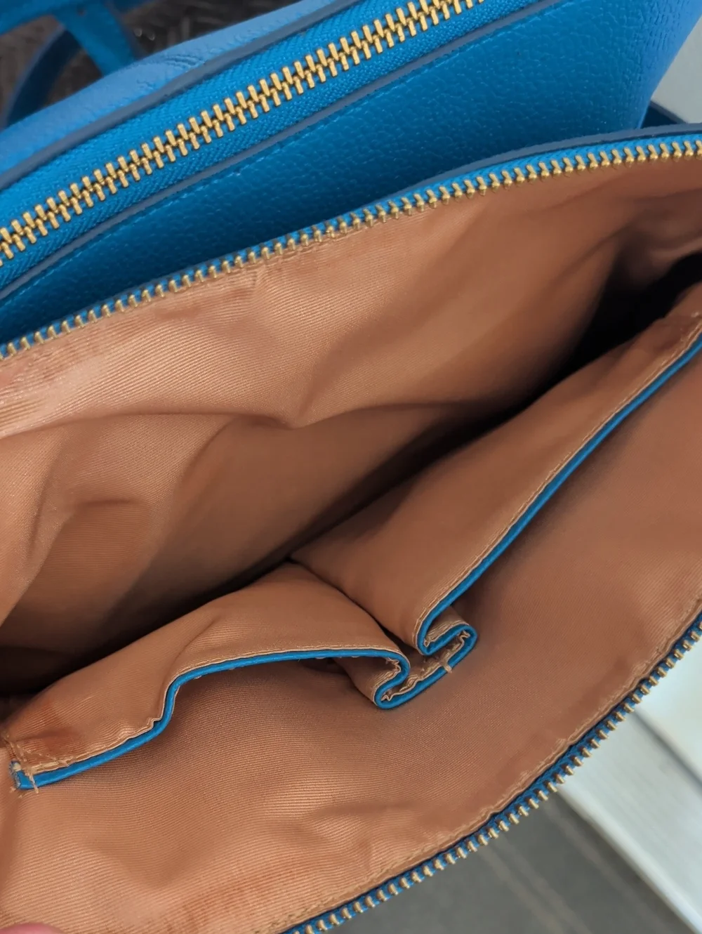 Ora Delphine Blue Pebbled Leather Crossbody Bag Gold Tone Hardware